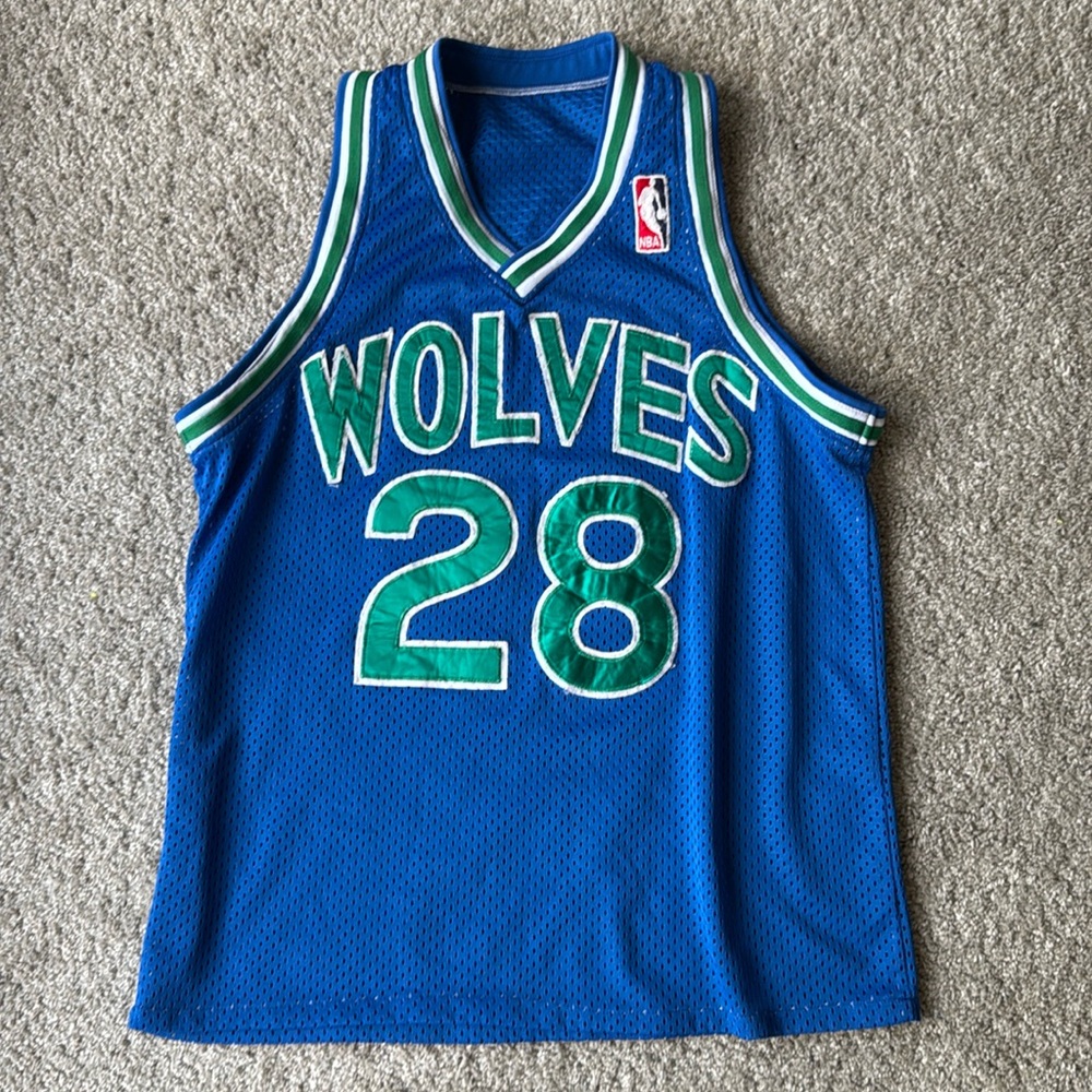 Vintage Minnesota Timberwolves Elden Campbell Jersey S